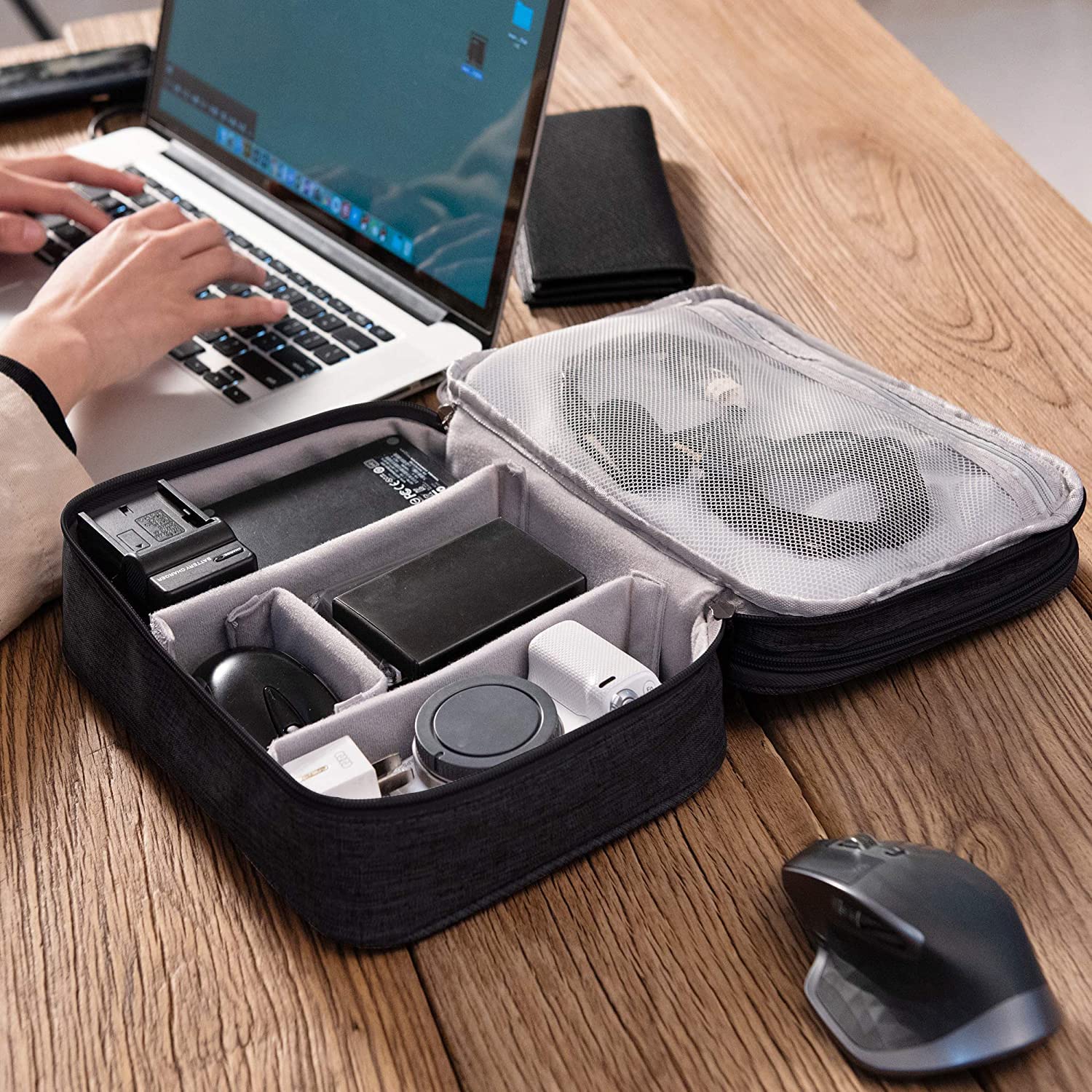 Gadget Pouch
