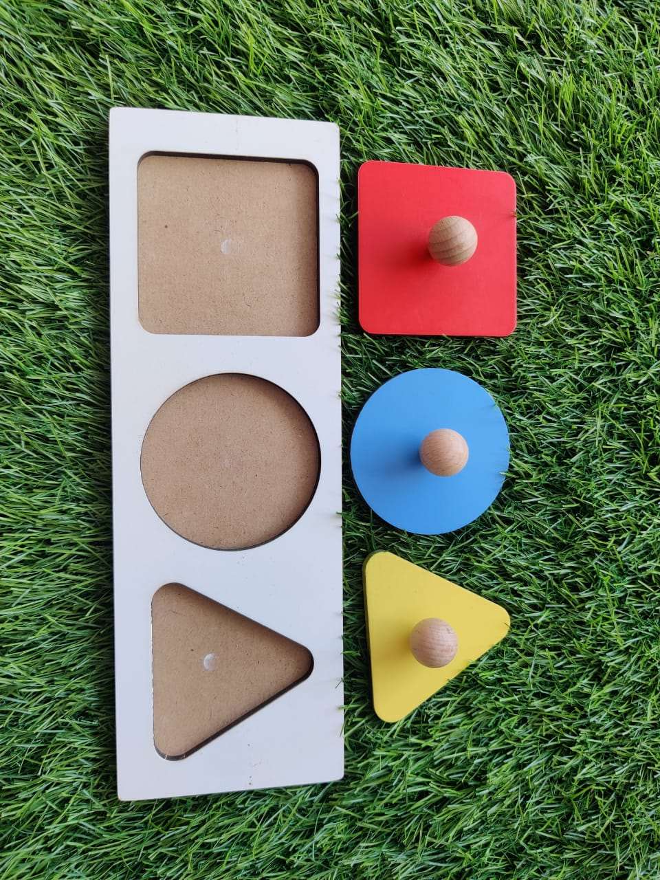 geometric shape pin board