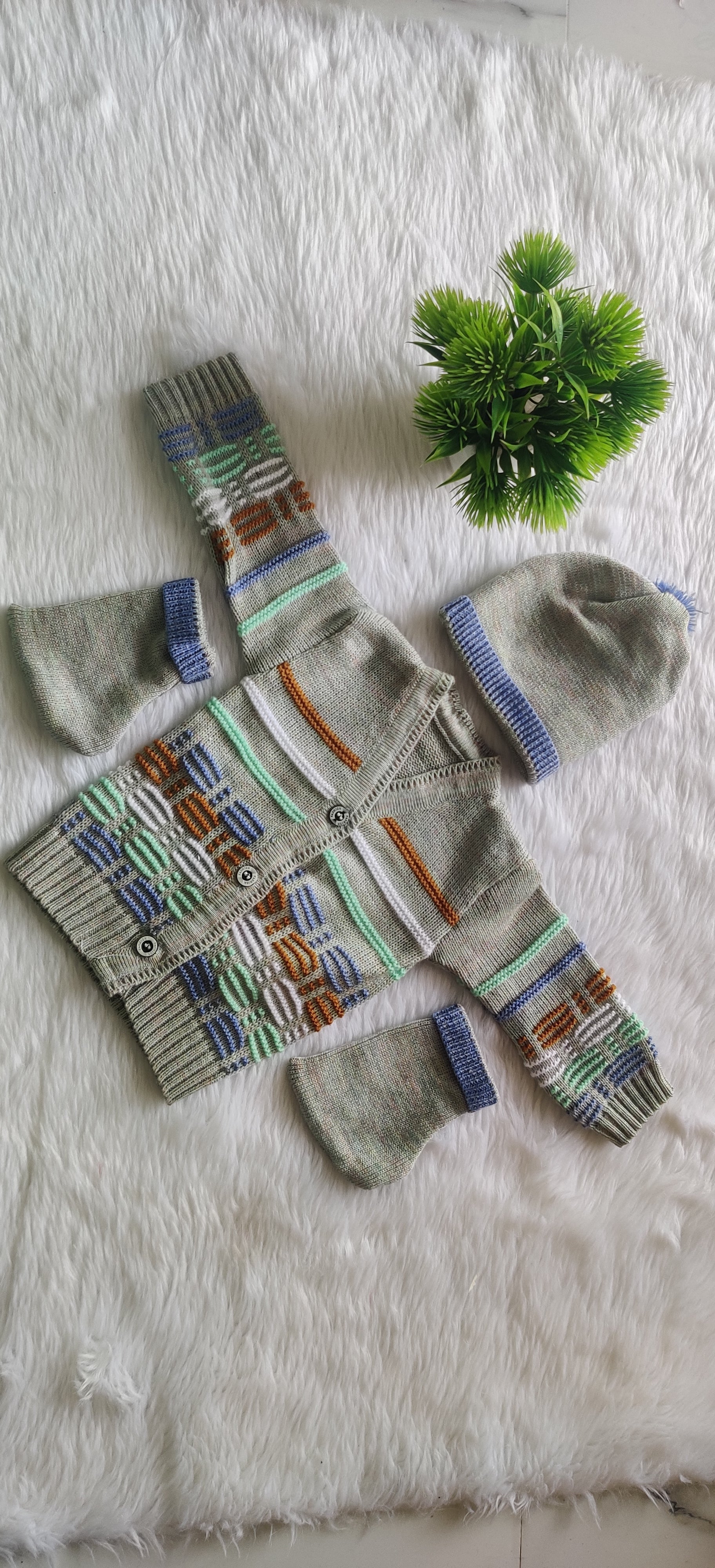 Born Babies Baby Boy & Baby Girl Casual Cotton Sweater Set