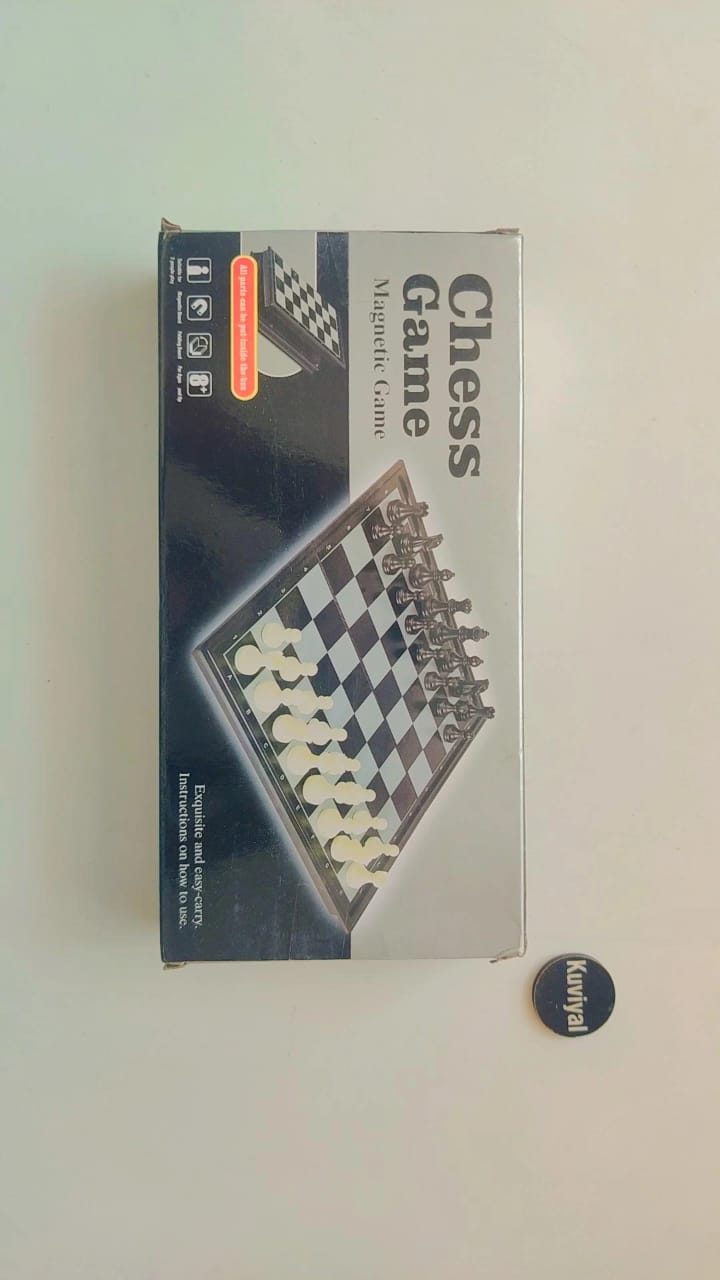 Magnetic Chess Game