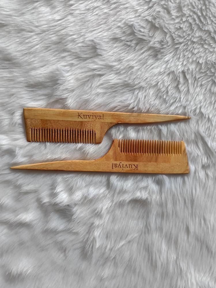 Tail Comb (Neem) - 1 pc